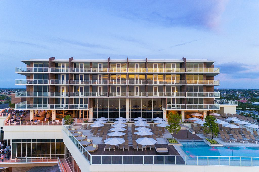 Exterior view of Marco Island Marriott Resort Lanai